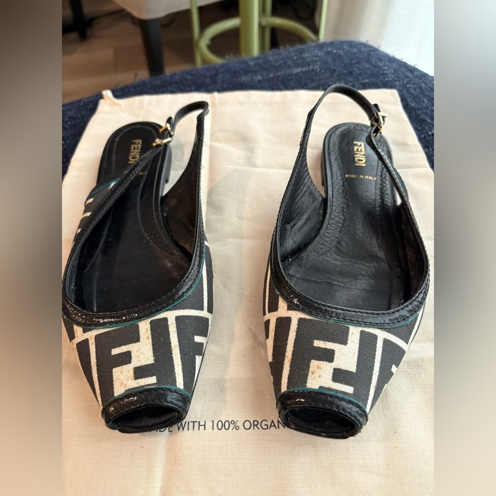 Fendi Black and Cream Patterned Slingback Heels
